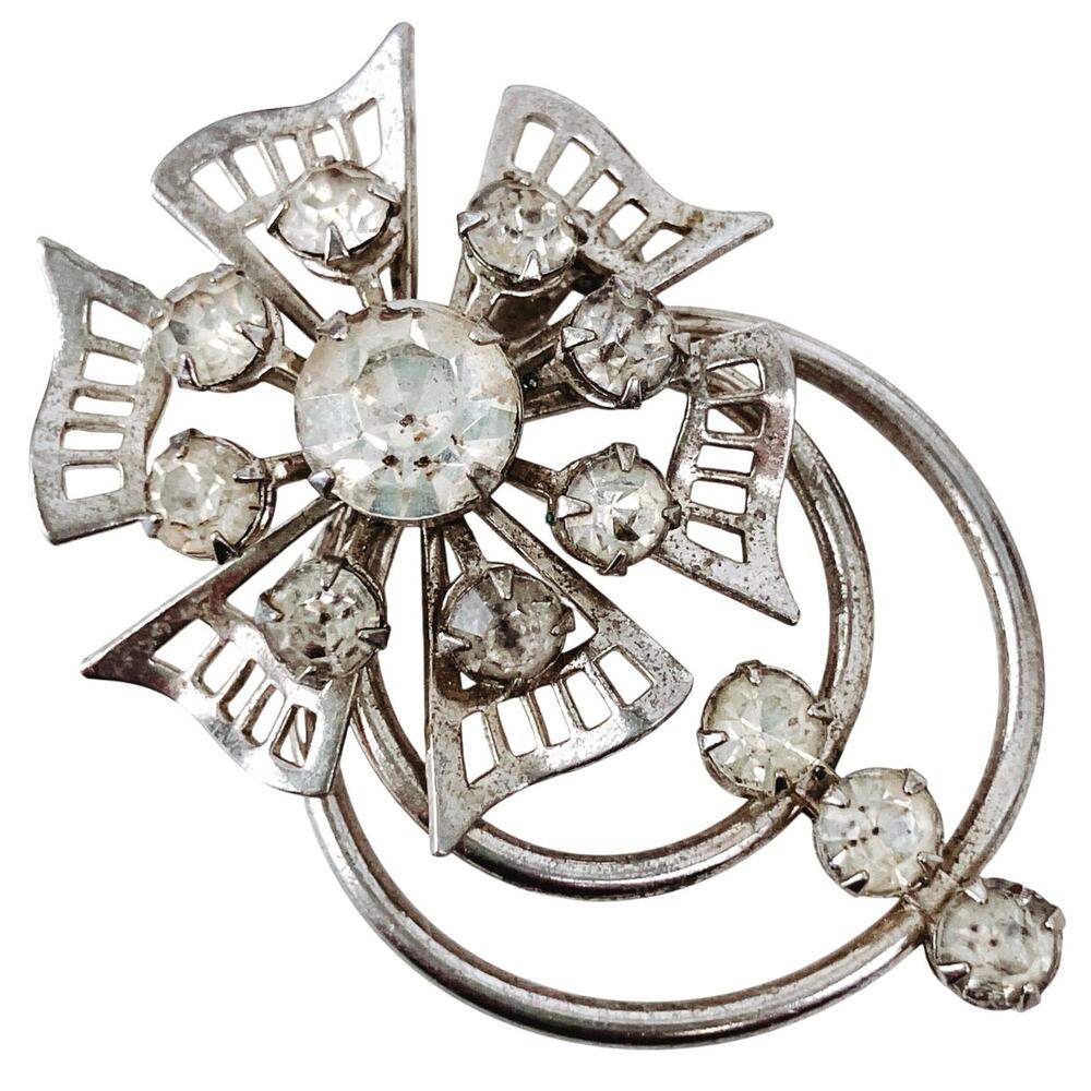 Vintage 1950s Mid Century Silver Tone Rhinestone Flower Brooch Costume Pin